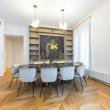 Luxury Rivoli 4 Bed 3,5 Bath By De Bhv Apartment *